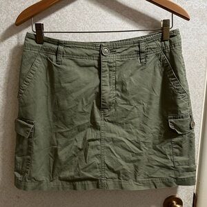 St. John’s Bay Stretch Green Cargo Mini Skirt/Skort